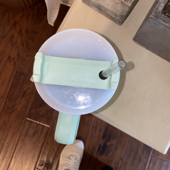 40oz tumbler insulated drink cup with handle mint green with top & clear straw - Picture 3 of 10